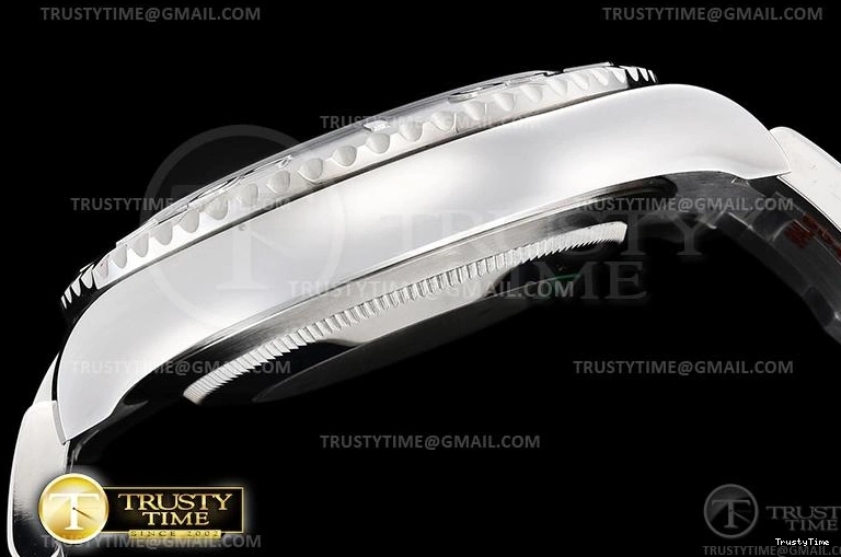0514 Modern ROLYM173B – YachtMaster 1072